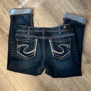 Women’s Silver Capris Size 32